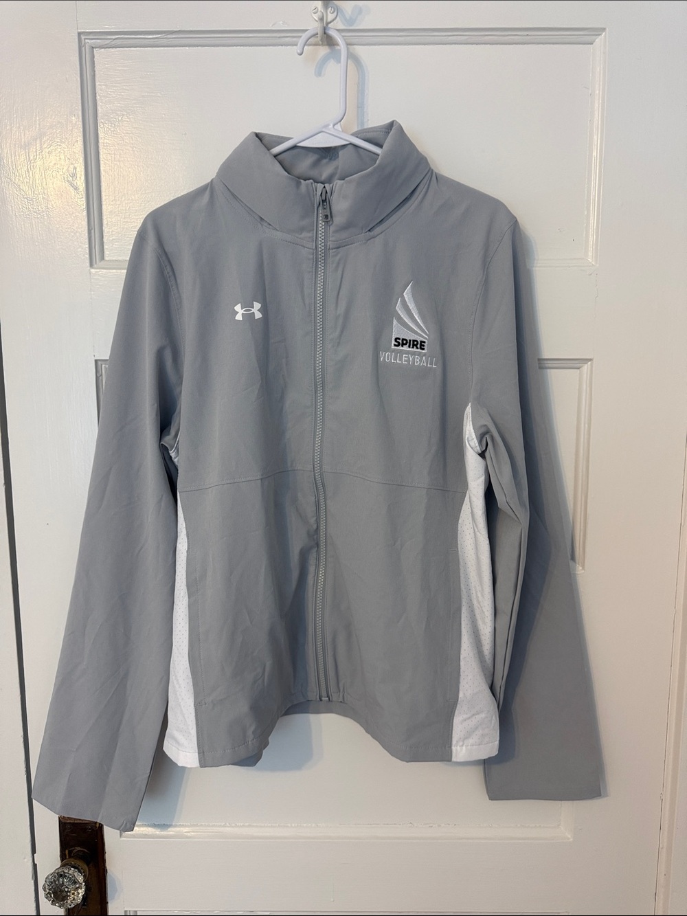 Under Armour Light Gray and White SPIRE Volleyball Zip Jacket